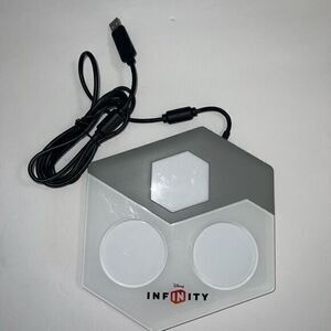 DISNEY INFINITY W70378588 USB‎ PORTAL BASE PAD XBOX 360